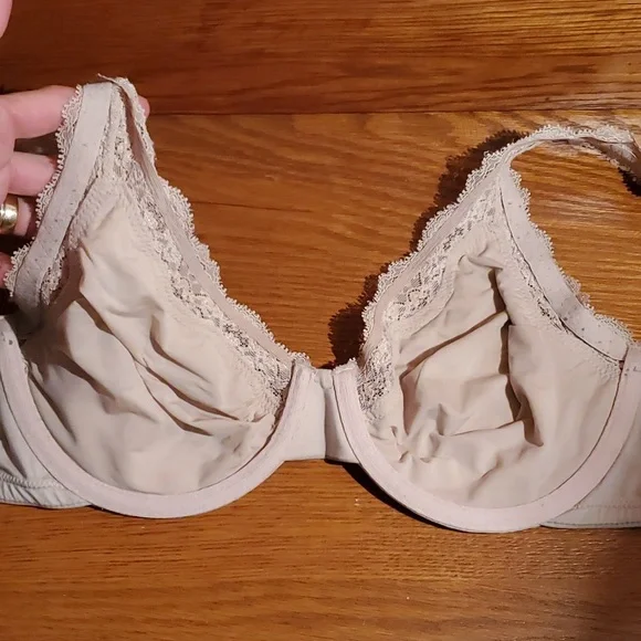 3/$25 Wacoal women's softly styled underwire bra 32DD - Picture 8 of 10